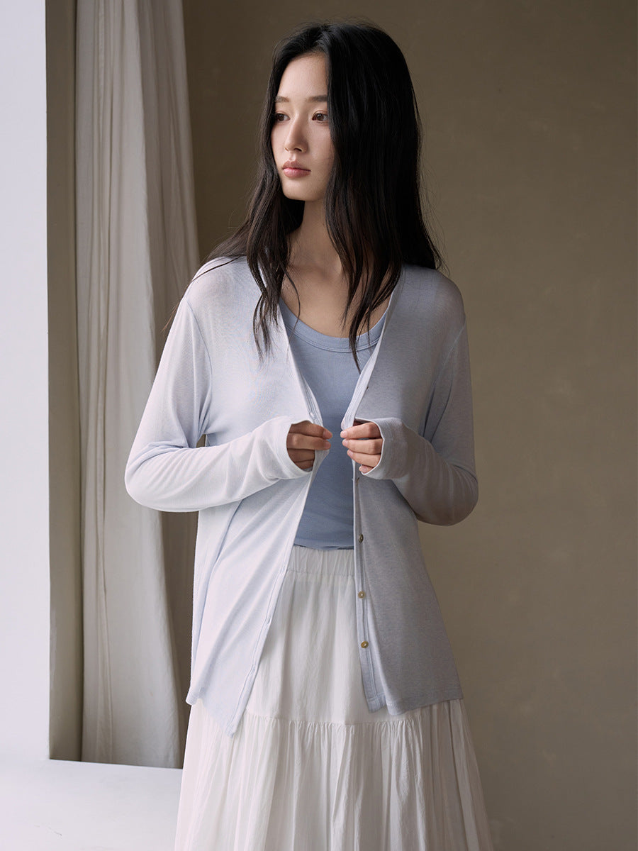 Lightweight Buttoned Long-Sleeved Top