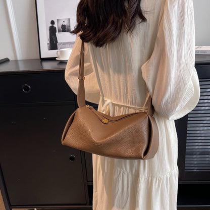 Han Hai Pillow Shoulder Bag