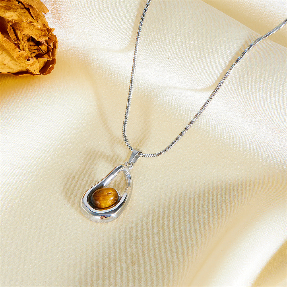 Metal Drop-shaped Pendant Necklace
