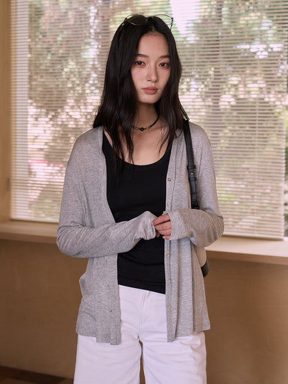 Lightweight Buttoned Long-Sleeved Top